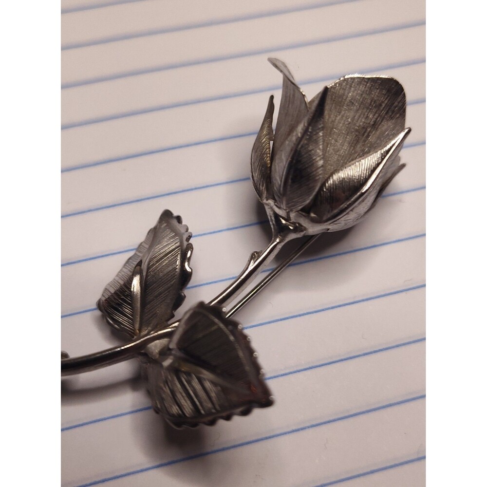 Vintage GIOVANNI Brushed Silver Tone LONG STEM ROSE BROOCH PIN signed